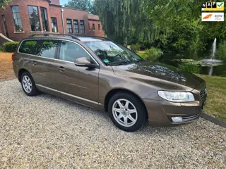 Volvo V70 1.6 T4 Nordic+ XENON/leer/NAVI/cruise
