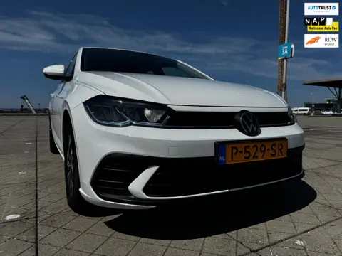 Volkswagen Polo 1.0 TSI Life ADDCRUISE LANEASS NAP CARPLAY