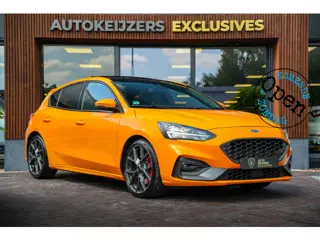 Ford Focus 2.3 EcoBoost ST-X 280PK Panoramadak Camera Stoelverw. Performance DAB+