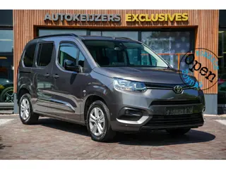 Toyota PROACE CITY Geel Kenteken 5 Persoons Automaat Navi