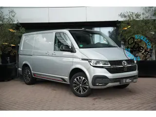 Volkswagen Transporter 2.0 TDI L1H1 4Motion Edition | Automaat | Trekhaak | Multifunctioneel Stuurwi
