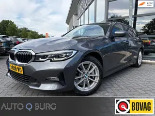 BMW 3-serie Touring 330e eDrive Edition | Stoelverwarming | Trekhaak | PDC | Leder | Climate | Deale