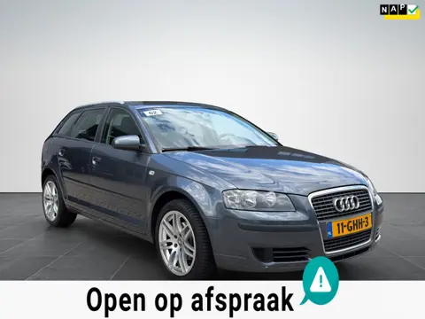 Audi A3 Sportback 1.6 Attraction Airco|BT|Navigatie|Trekhaak