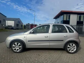 Opel Corsa 1.2-16V Full Rhythm AIRCO CRUISE