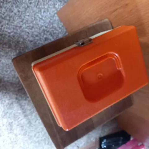 Naaibox, klein, retro - erg handig - i.p.st.
