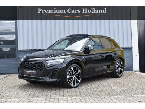 Audi Q5 50 TFSI e S-Line Competition Pano Luchtvering RS-Stoelen Matrix Full Led 21 Inch