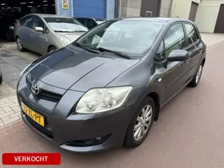 Toyota Auris 1.6-16V Sol Business 2008 Navigatie + Klima Luxe uitvoering met NAP en 2 sleutels.