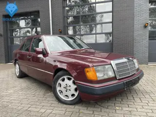 Mercedes-Benz 200-500 (W124) 300 E