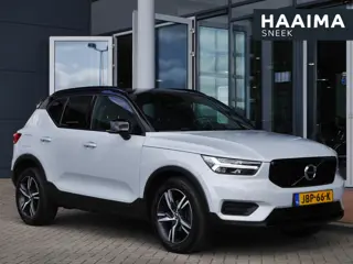 Volvo XC40 1.5 T3 Momentum Business | Zwart dak | Navigatie | Adaptieve Cruise control | Camera | El