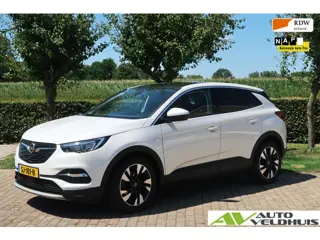 Opel Grandland X 1.2 Turbo Business Executive