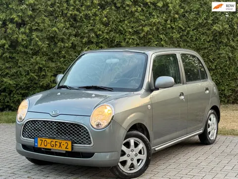 Nette & Zuinige Daihatsu Trevis 1.0 | AIRCO | Nieuwe APK |