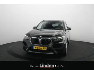 BMW X1 xDrive25e High Executive Edition | Trekhaak | Head-up Display | Leer | Navigatie