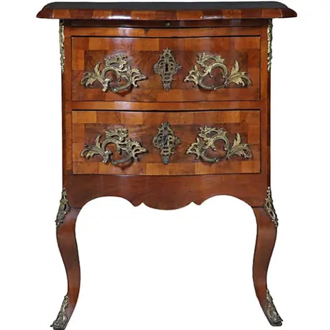Kleine Dresdener Barok commode ca 1860 in noten met wortelnoten en uittrekbaar blad