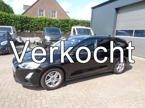 Ford FOCUS Wagon 1.0 EcoBoost Trend Edition Business Airco, Navigatie, Carplay, PDC v+a ,LM velgen