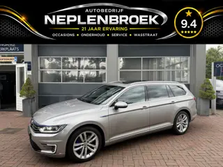 Volkswagen Passat Variant 1.4 TSI GTE Connected Series Plus Panodak,18Inch,Trekhaak,Camera 2016 Vol 