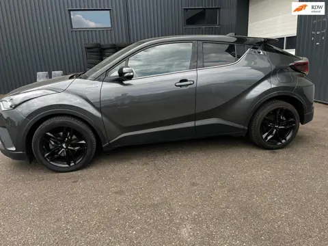 Toyota C-HR 1.8 Hybrid Bi-Tone