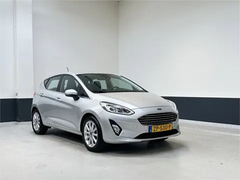 Ford Fiesta 1.0 EcoBoost Titanium | Apple Carplay/ Android auto | Camera |NL | PDC V+A | LM velgen |