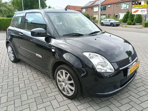 Suzuki Swift 1.5 GLS met Nieuwe Apk