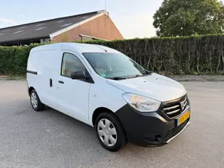 Dacia Dokker 1.6 BENZINE - GRIJS KENTEKEN - MARGE