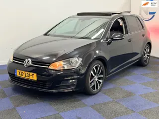 Volkswagen Golf 1.4 TSI Highline / PANORAMADAK / NAVI-MULTIEMEDIA / DEALER ONDERHOUDEN