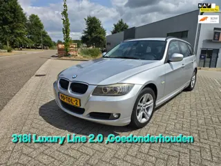 BMW 3-serie Touring 318i Luxury Line 2.0 MET NIEUWE A.P.K