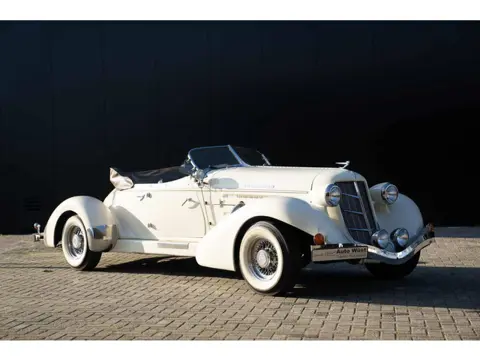 Auburn -Speedster Boattail