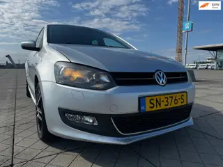 Volkswagen Polo 1.2-12V BMT CRUISE CLIMA PDC CARPLAY