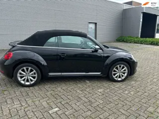 Volkswagen Beetle Cabriolet 1.2 TSI Design BlueMotion AUTOMAAT