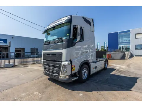 Volvo FH 500 + INTARDER + HYDR. (bj 2017, automaat)