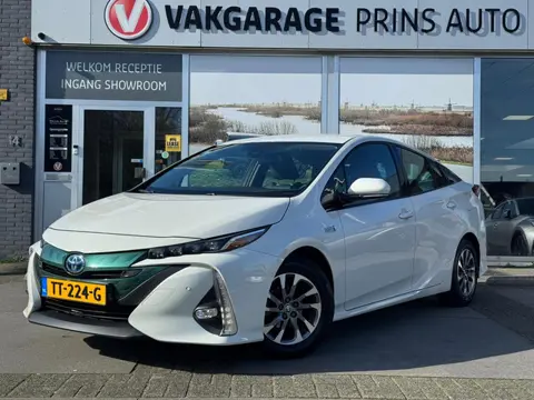 Toyota Prius 1.8 Plug-in Executive |CAMERA|STOELVERW.|JBL|LANE ASSIST|ORIG. NL|NAP| 4472