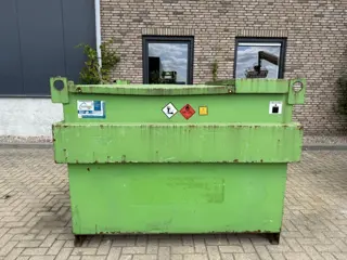 Kiwa IBC Steenbergen IBC Dieseltank 2000 liter met handpomp Milieutank Fuel Tank