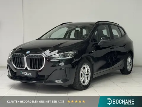BMW 2-serie Active Tourer 225e xDrive | Navigatie | Achteruitrijcamera | Harman / Kardon | BMW LED |