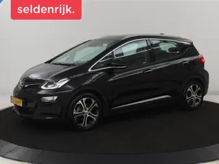 Opel Ampera-e Innovation 60 kWh | Leder | Stoelverwarming |  Camera | Park Assist | Stuurverwarming 