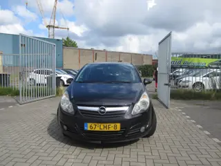 Opel Corsa 1.4-16V '111' Edition
