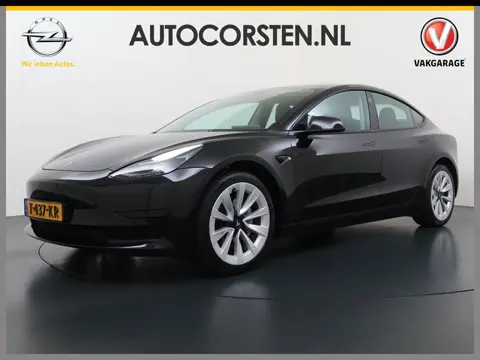 Tesla Model 3 Standard RWD Plus 60kWh Warmtepomp LFP-Accu SOH 93% AMD Ryzen™ ­Stuur+Stoelverwarming 