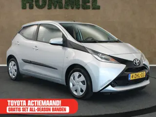 Toyota Aygo 1.0 VVT-i x-play - ORIGINEEL NEDERLANDSE AUTO - CAMERA - AIRCO - GROOT MULTIMEDIASYSTEEM