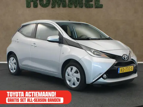 Toyota Aygo 1.0 VVT-i x-play - ORIGINEEL NEDERLANDSE AUTO - AIRCO - BLUETOOTH TELEFOONVOORBEREIDING 