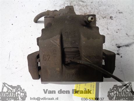 BMW 3 serie E46 316Ti Compact 2001-2005 Remklauw rechts achterzijde