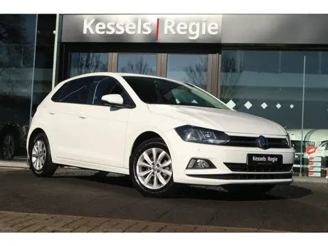 Volkswagen Polo 1.0 TSI Comfortline Stoelverwarming Sensoren Navi Clima 15”
