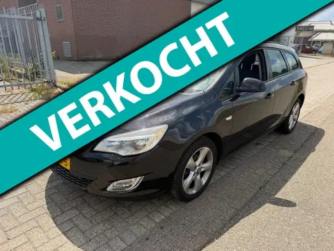 Opel Astra Sports Tourer 1.4 Turbo Edition NAVI l CRUISE l Airco l PDC V+A l AFNEEM TREKHAAK! GOED O