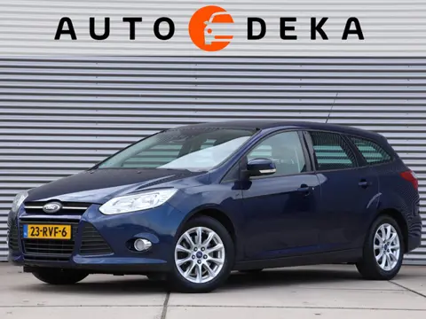 Ford Focus Wagon 1.6 EcoBoost Trend *Navigatie*Parkeersens.*Trekhaak*