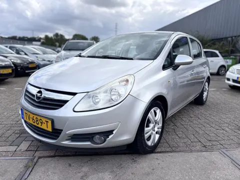 Opel Corsa 1.2-16V AUTOMAAT!AIRCO! (bj 2010)