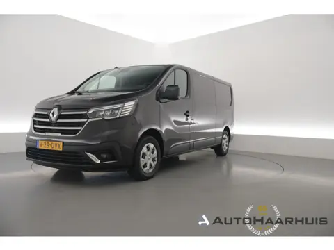 Renault Trafic 2.0 dCi 130pk L2H1 Work Edition | Airco | Cruise | Zwart met. | Trekhaak