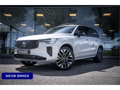 Volvo XC90 2.0 T8 Plug-in hybrid AWD PLUS DARK ** Panodak ** Harman/Kardon ** Trekhaak