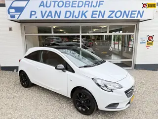 Opel Corsa 1.4 Black Edition 1e eigenaar