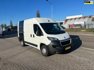 Peugeot Boxer 330 2.2 BlueHDi 165 L2H2 Premium