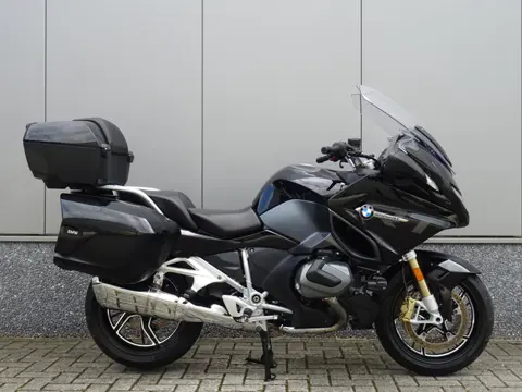 BMW R 1250 RT ABS TRIPLE BLACK (bj 2022)