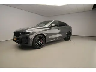 BMW X6 xDrive40i | M-Sportpakket | LED | Leder | HUD | Panoramadak | Comfortzetels | Keyles go| DAB 