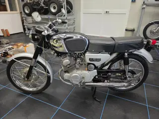 Honda CB160, Honda Dream SA en Honda CL77: 3 oldtimer motorfietsen