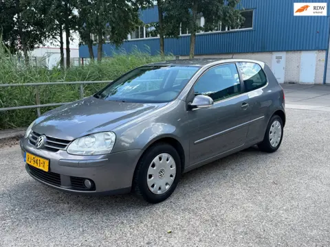 Volkswagen Golf 1.4 Trendline Airco! PDC! Grootscherm!